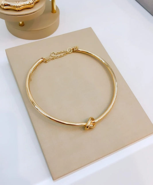 Chocker Dourada com Nó